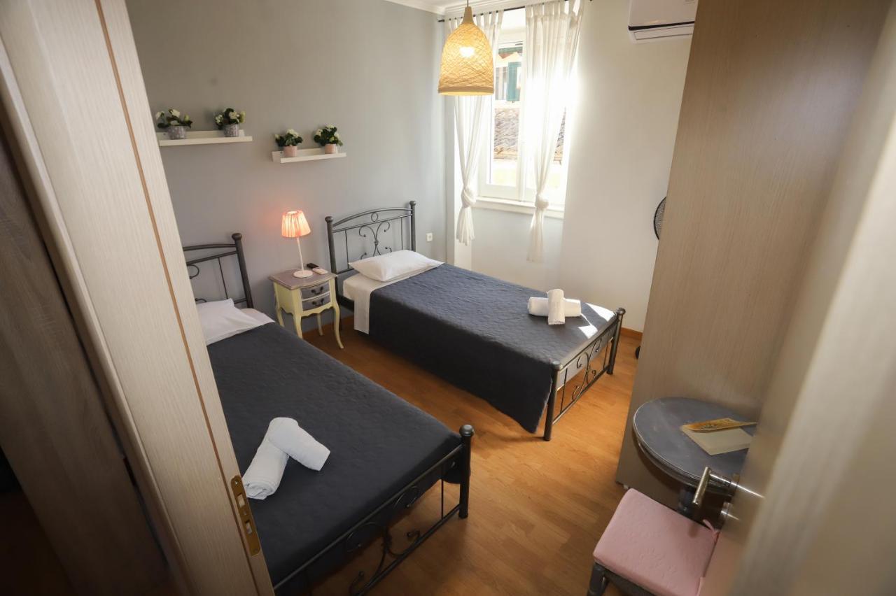 Corfu  Isminis Apartment, Old Town Corfu מראה חיצוני תמונה